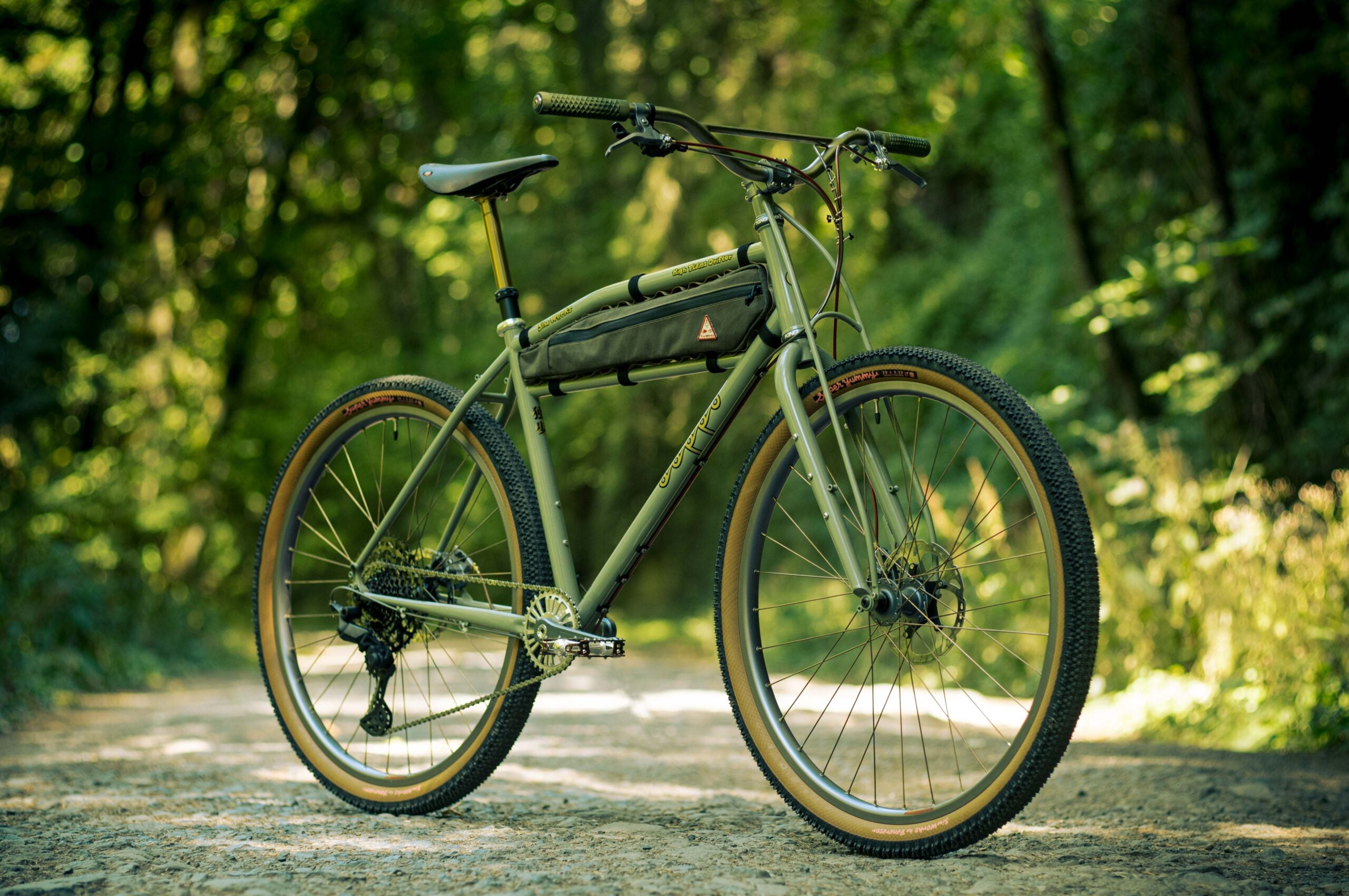 サークルズ　シムワークス アンナ・リーステム　Circles SIMWORKS SIMWORKS Anna Lee Stem