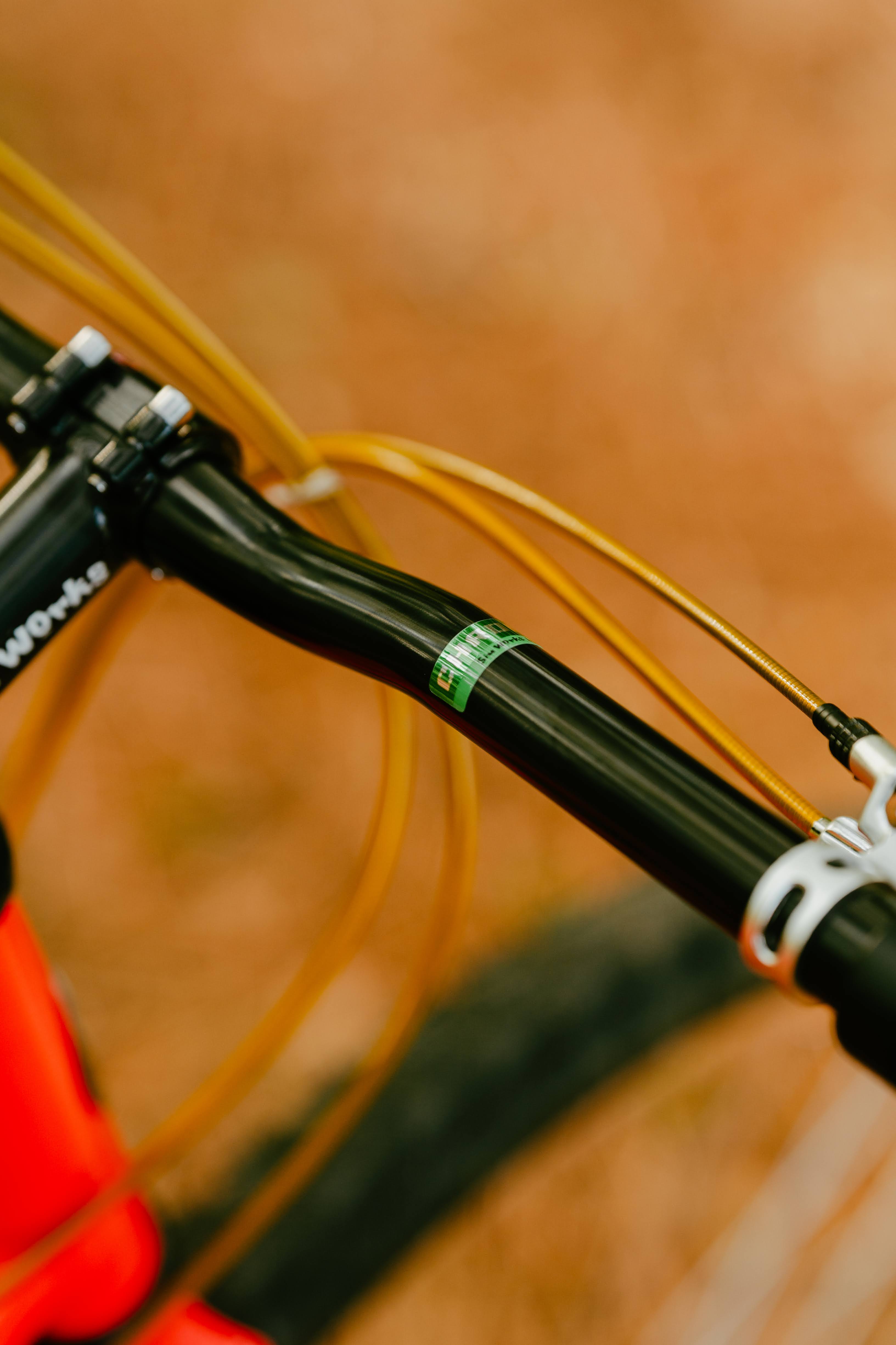 パーツ SIMWORKS Mowmow CrMo Bar SIMWORKS Mowmow CrMo Bar – SimWorks Online Store
