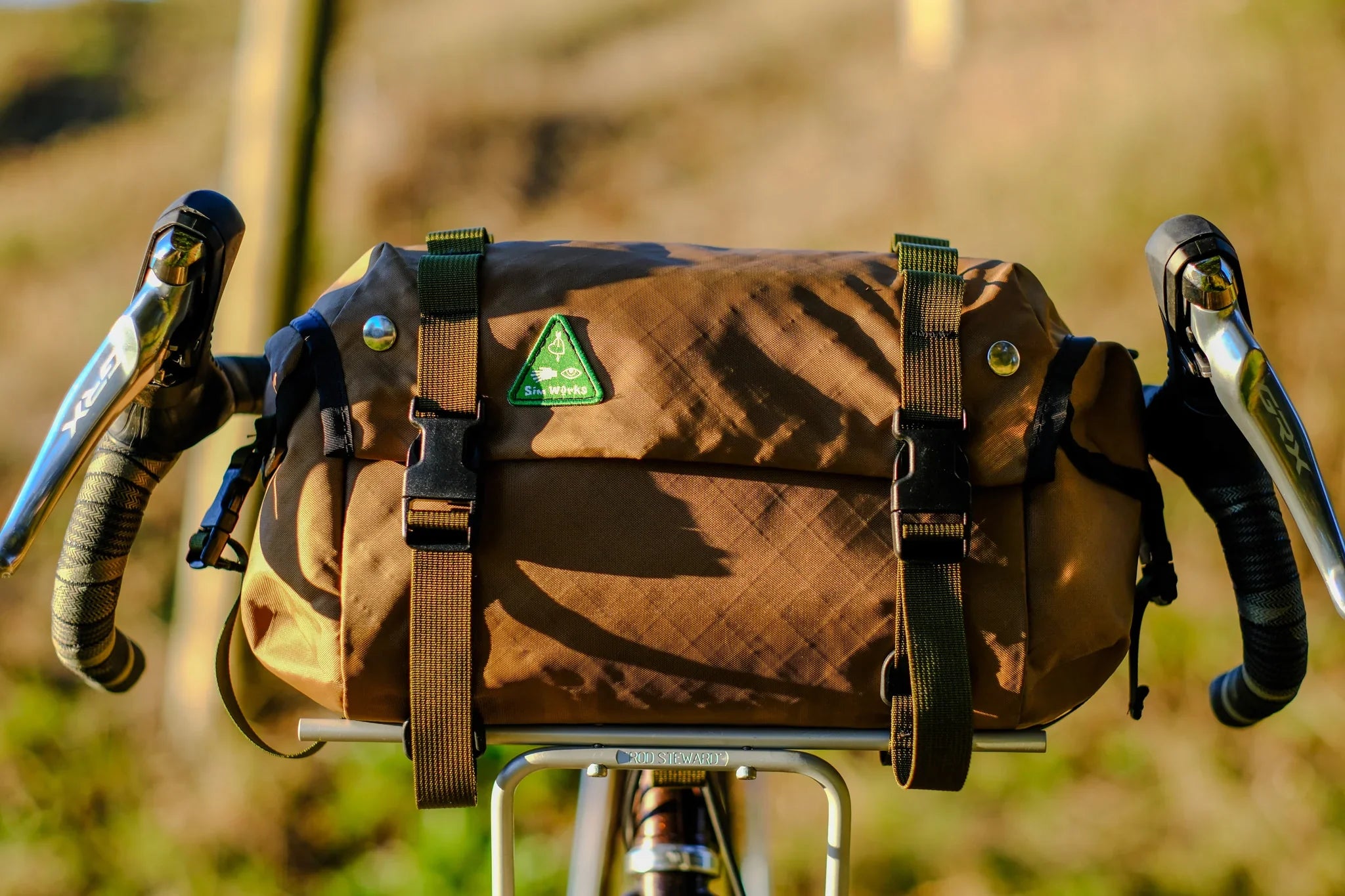 SIMWORKS Voyageur Handlebar Bag – SimWorks Online Store