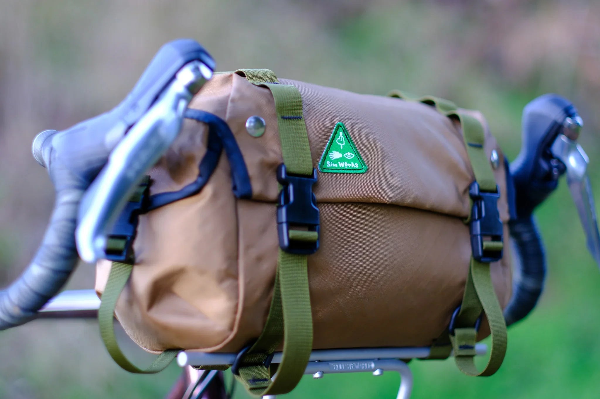 SIMWORKS Voyageur Handlebar Bag – SimWorks Online Store