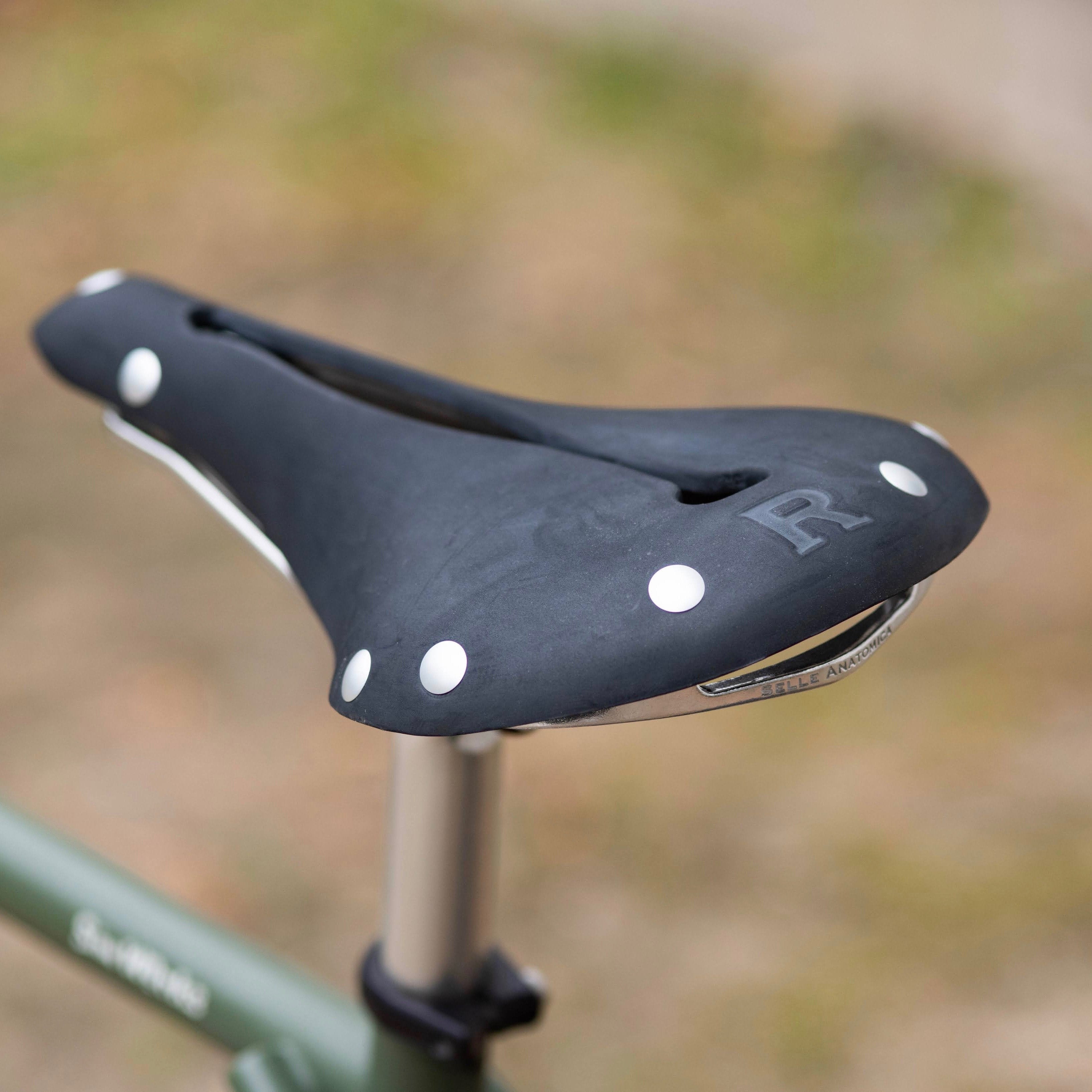 SELLE ANATOMICA R2 Rubber Saddle – SimWorks Online Store